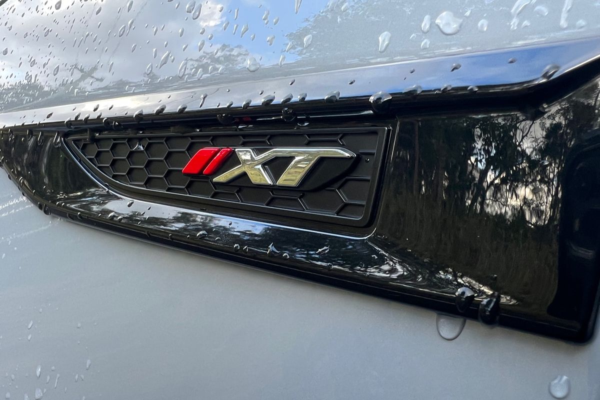 2024 Isuzu MU-X X-TERRAIN