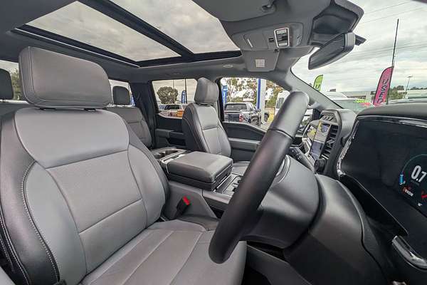 2023 Ford F-150 Lariat 4X4 LWB