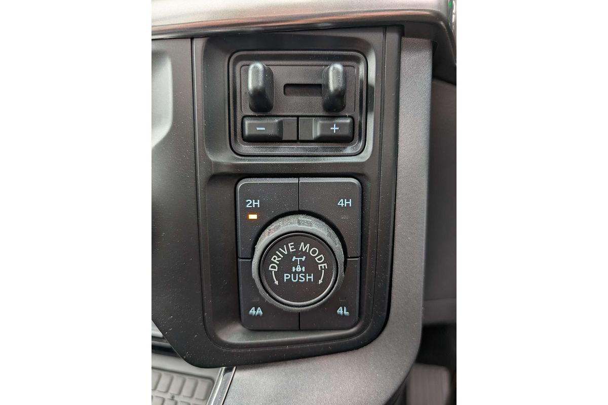 2023 Ford F-150 Lariat 4X4 LWB