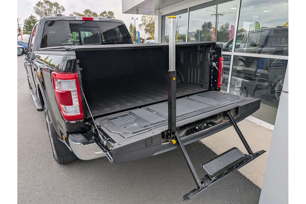 2023 Ford F-150 Lariat 4X4 LWB