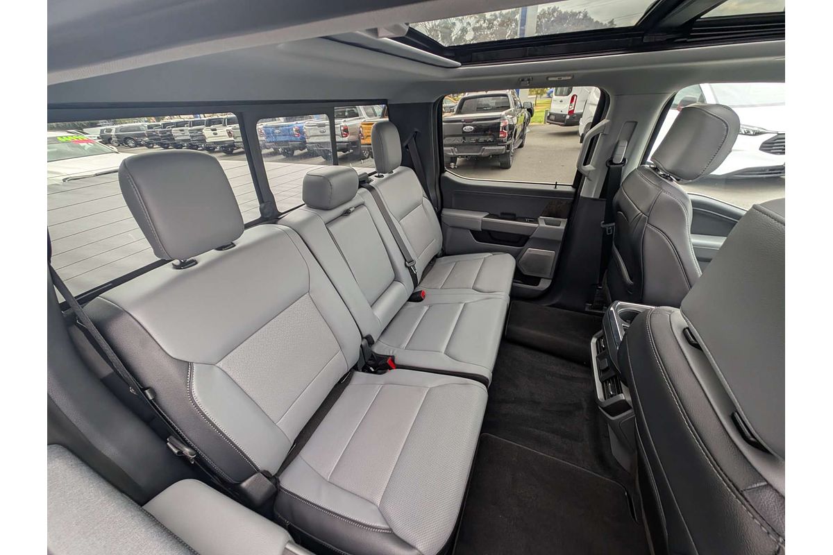 2023 Ford F-150 Lariat 4X4 LWB