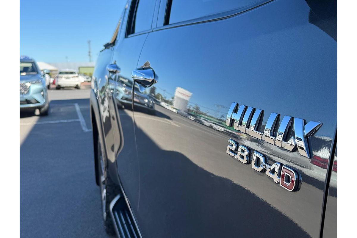 2017 Toyota Hilux SR5 GUN126R 4X4