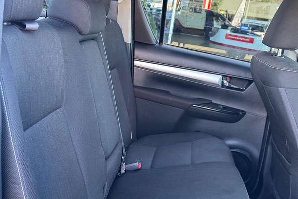 2017 Toyota Hilux SR5 GUN126R 4X4