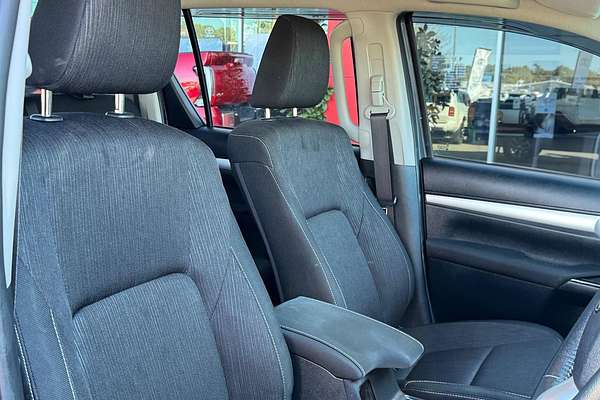 2017 Toyota Hilux SR5 GUN126R 4X4