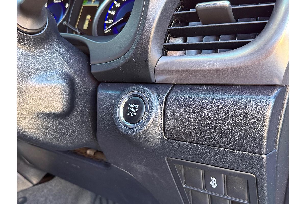 2017 Toyota Hilux SR5 GUN126R 4X4
