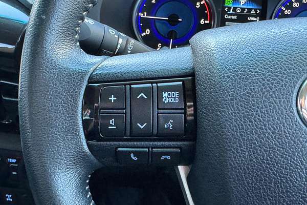 2017 Toyota Hilux SR5 GUN126R 4X4