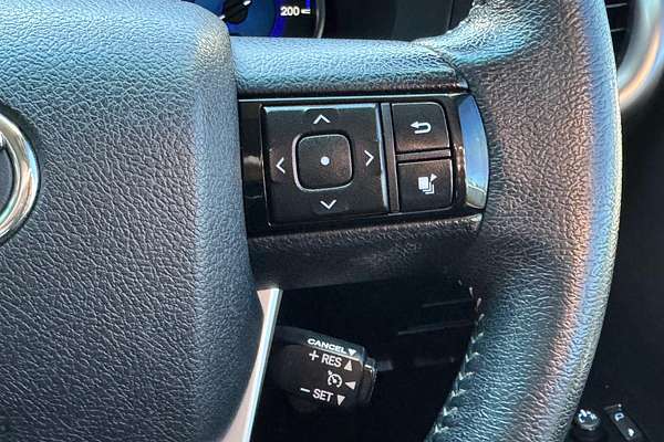 2017 Toyota Hilux SR5 GUN126R 4X4