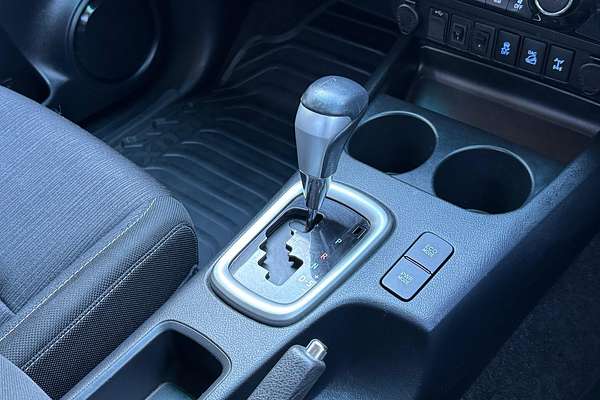 2017 Toyota Hilux SR5 GUN126R 4X4