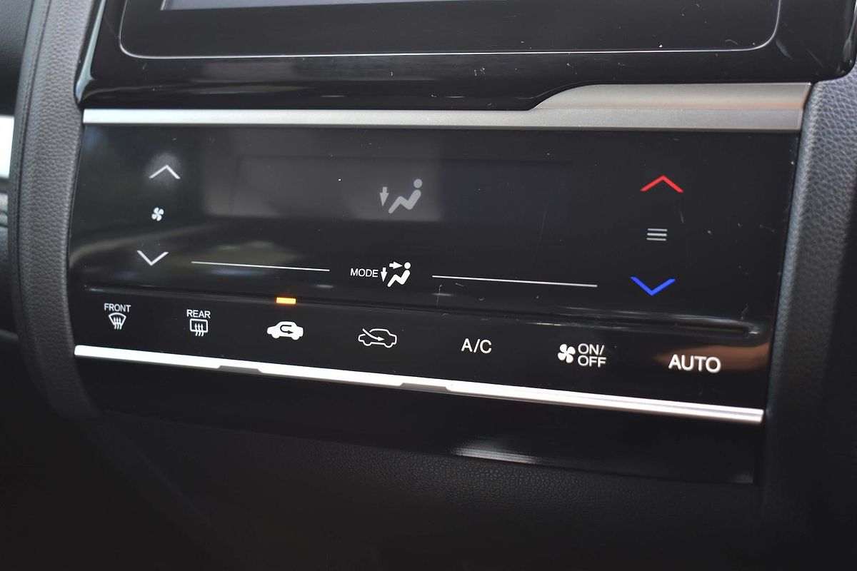 2015 Honda Jazz VTi-S GF