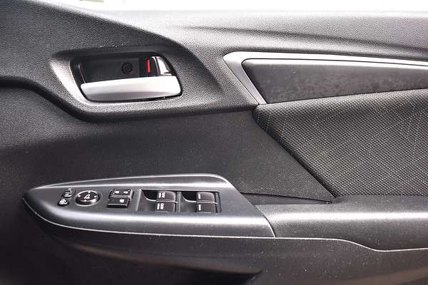 2015 Honda Jazz VTi-S GF