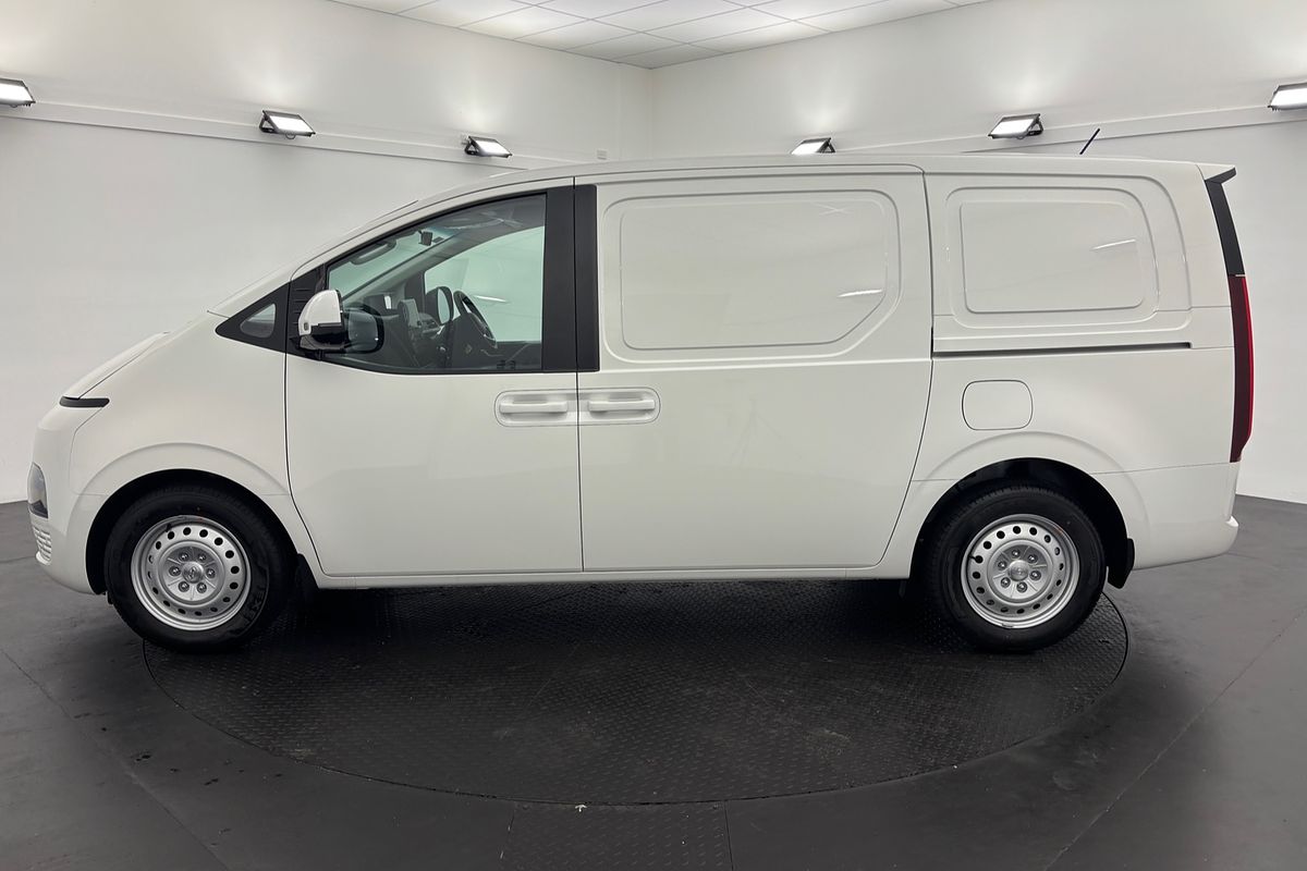 2025 Hyundai STARIA LOAD US4.V3
