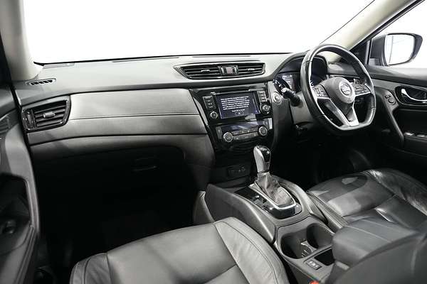 2022 Nissan X-TRAIL ST T32