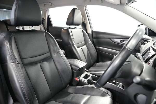 2022 Nissan X-TRAIL ST T32