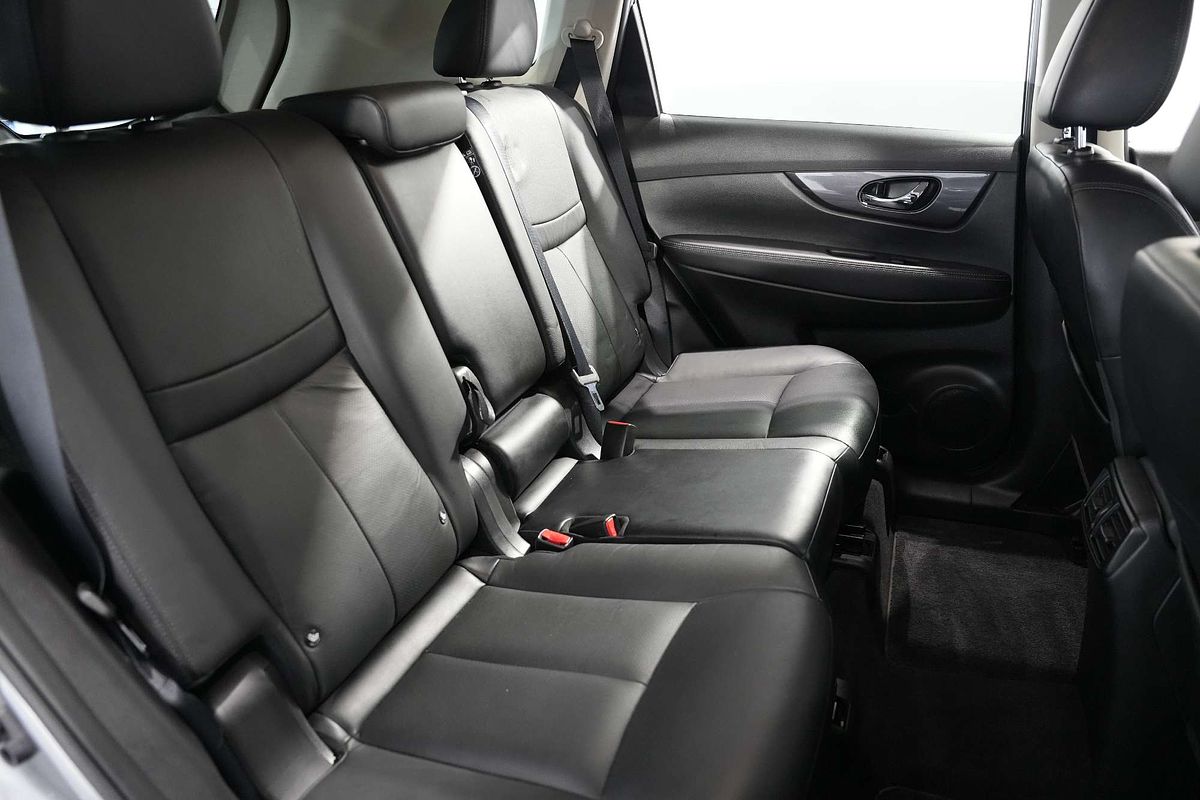 2022 Nissan X-TRAIL ST T32