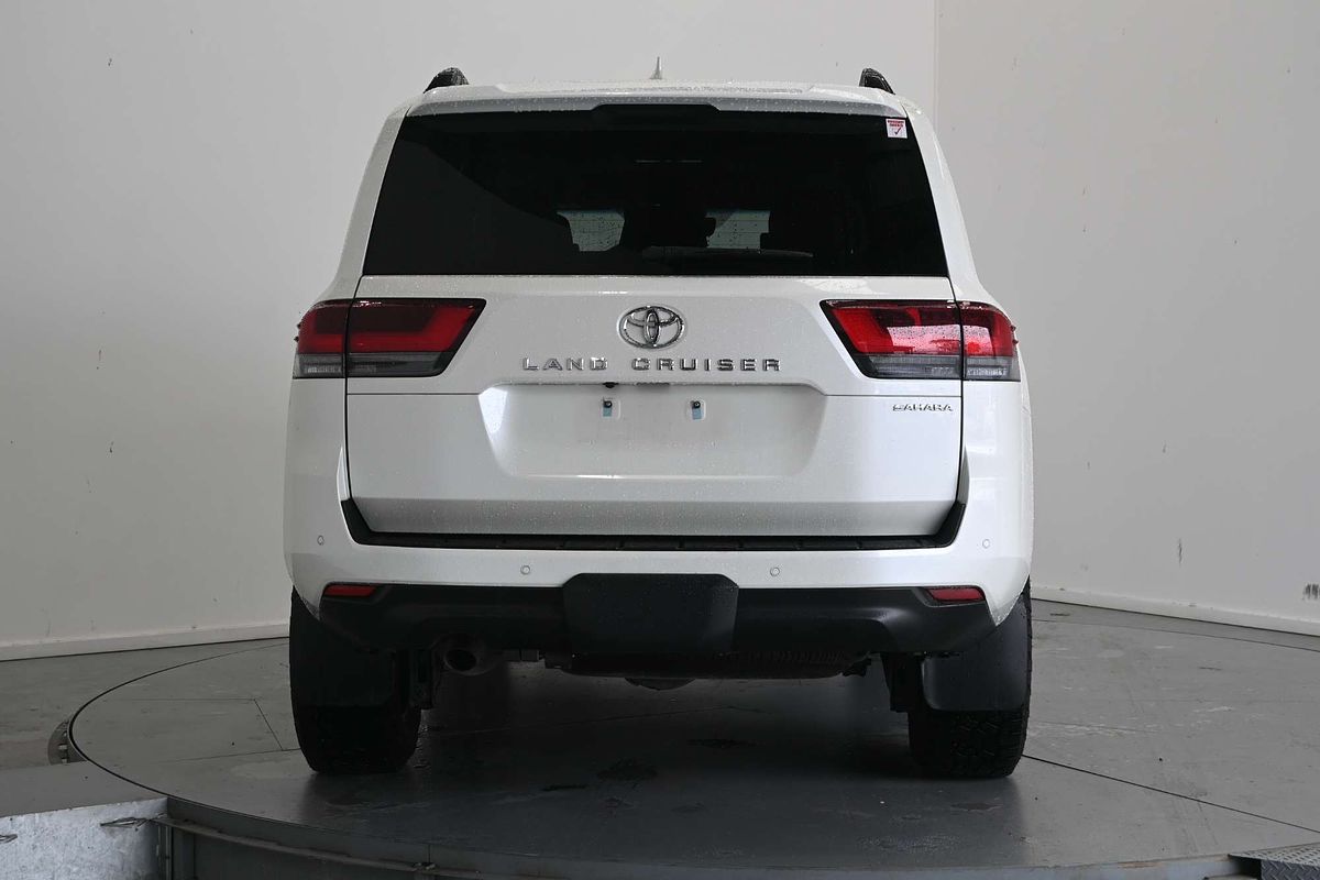 2021 Toyota Landcruiser Sahara FJA300R