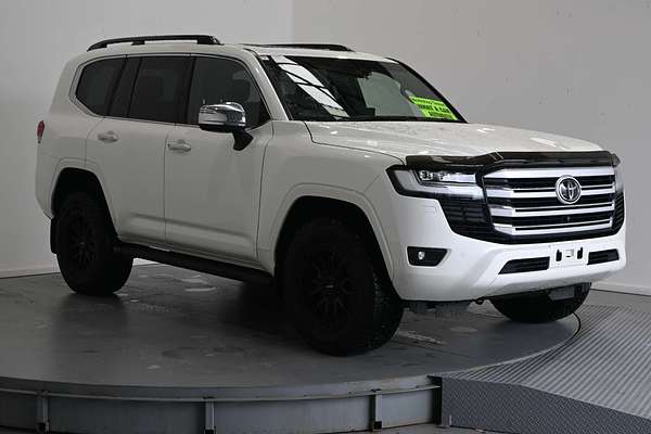 2021 Toyota Landcruiser Sahara FJA300R