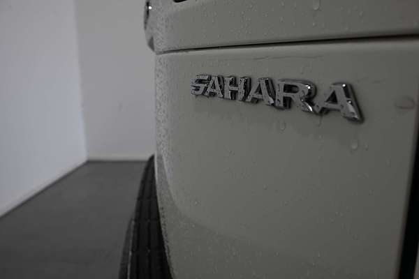 2021 Toyota Landcruiser Sahara FJA300R