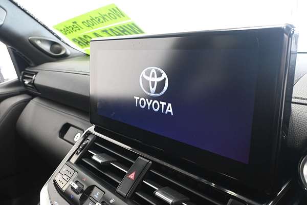 2021 Toyota Landcruiser Sahara FJA300R
