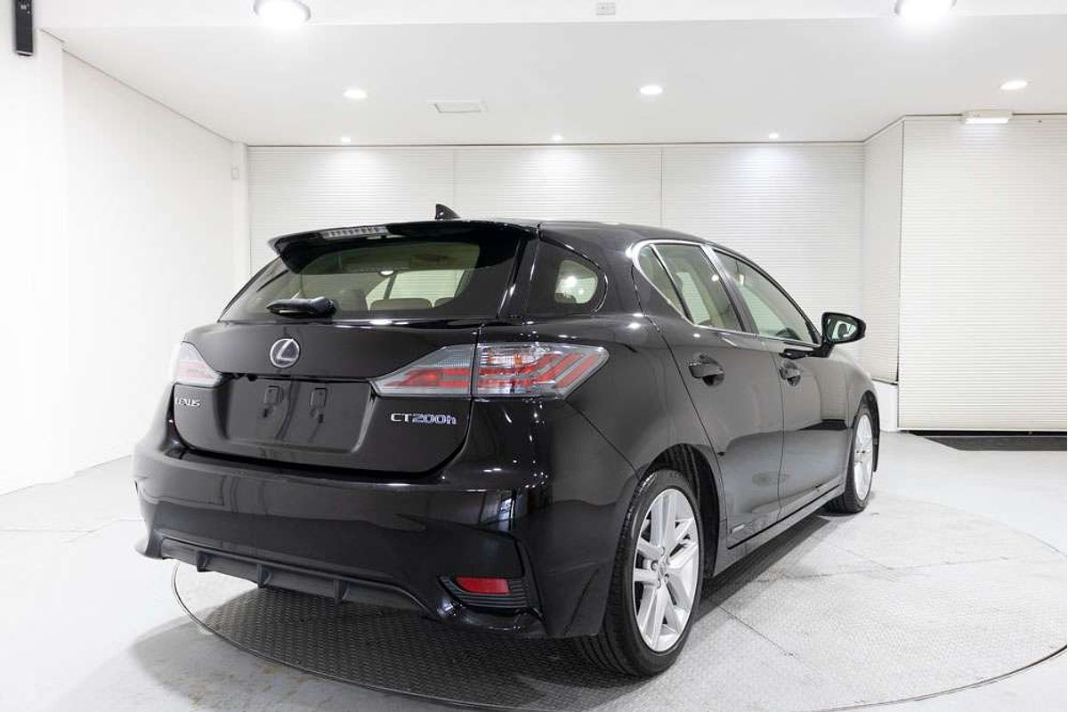 2015 Lexus CT CT200h Luxury ZWA10R