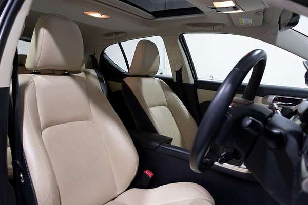 2015 Lexus CT CT200h Luxury ZWA10R