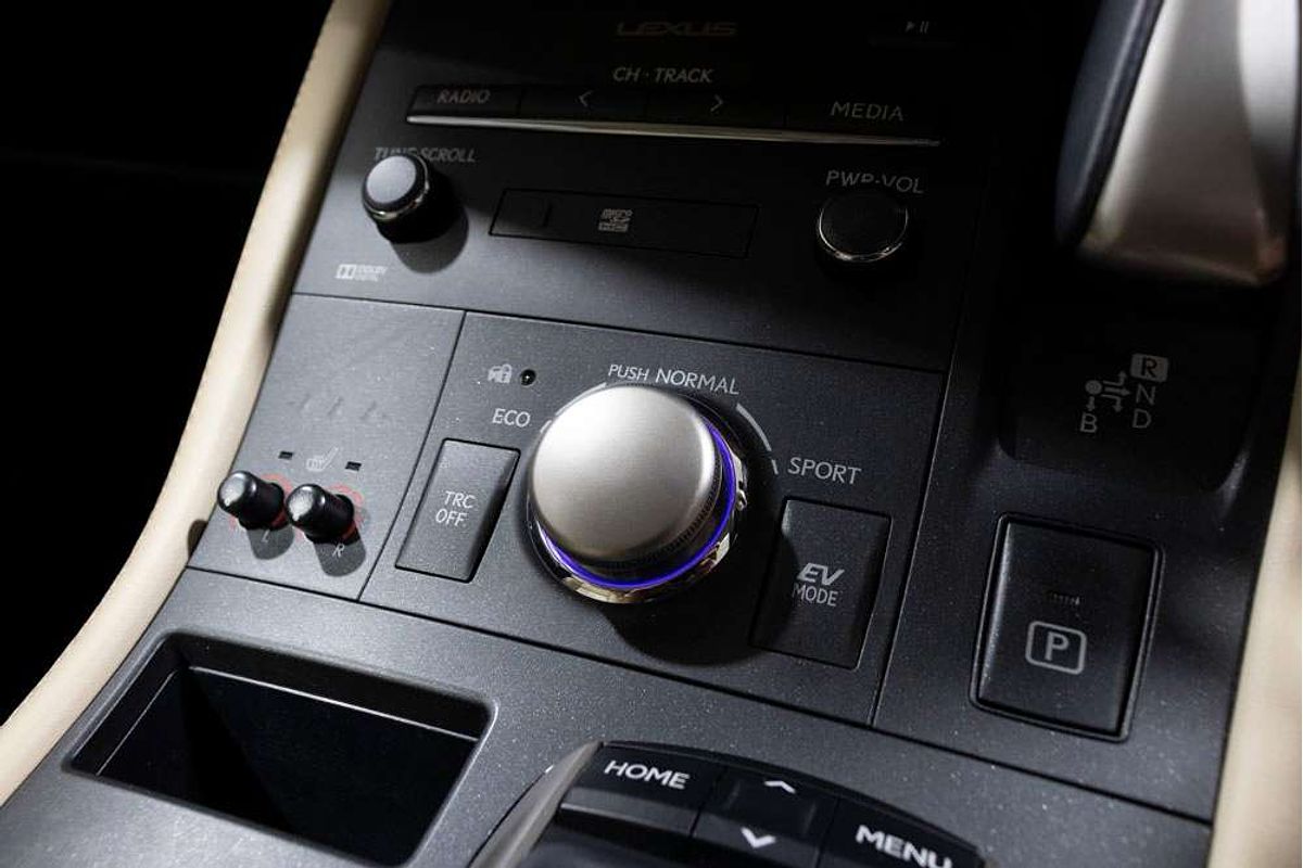 2015 Lexus CT CT200h Luxury ZWA10R