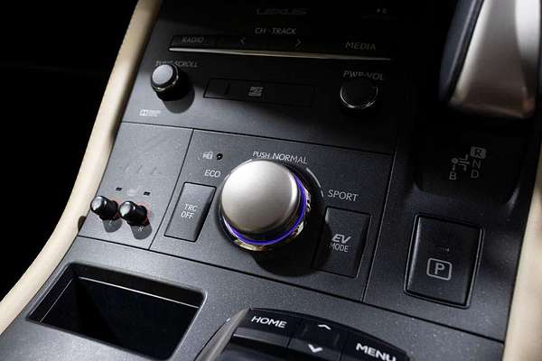 2015 Lexus CT CT200h Luxury ZWA10R