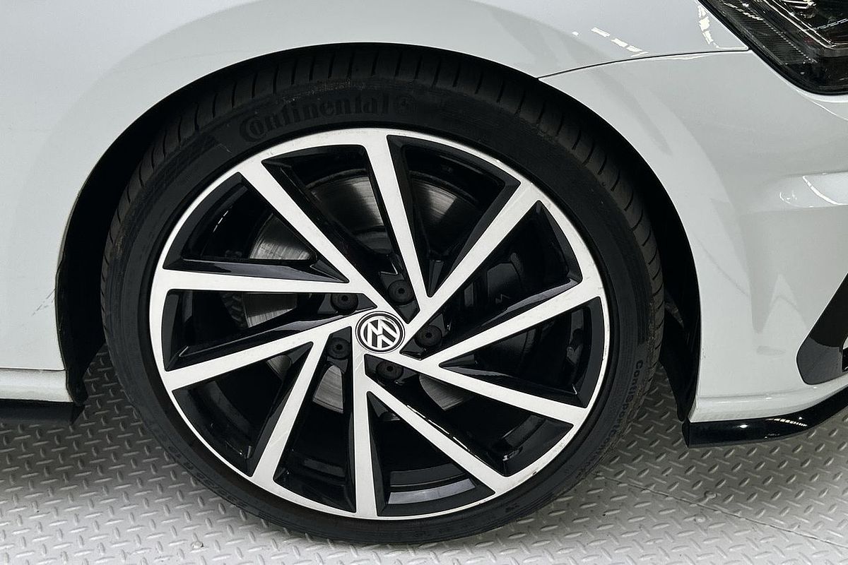 2019 Volkswagen Golf R 7.5