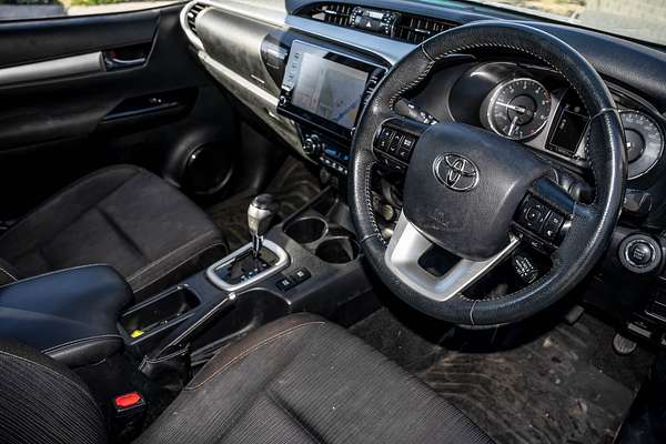 2020 Toyota Hilux SR5 GUN126R 4X4