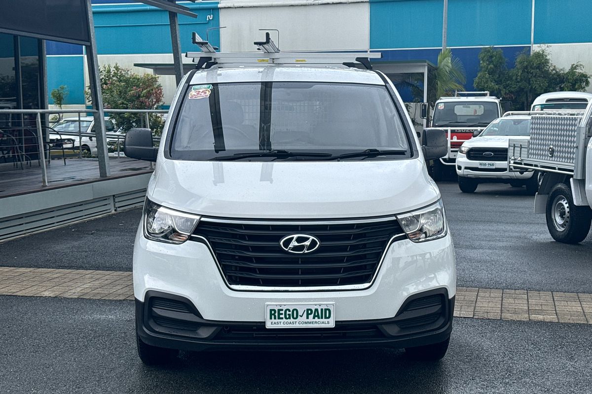 2020 Hyundai iLoad  TQ4