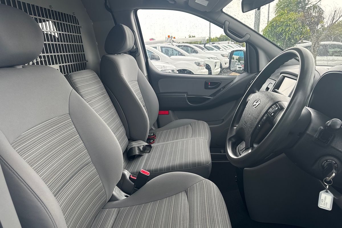 2020 Hyundai iLoad  TQ4