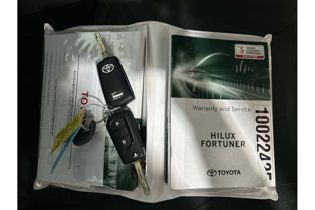 2021 Toyota Hilux SR GUN126R 4X4