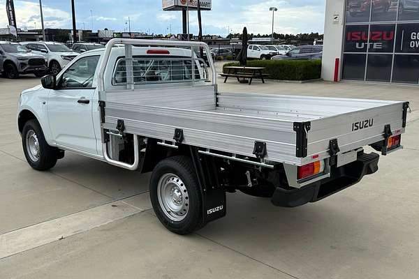 2025 Isuzu D-MAX SX High Ride Rear Wheel Drive