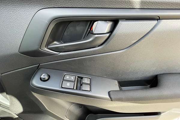 2025 Isuzu D-MAX SX High Ride Rear Wheel Drive