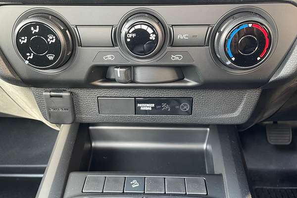 2025 Isuzu D-MAX SX High Ride Rear Wheel Drive