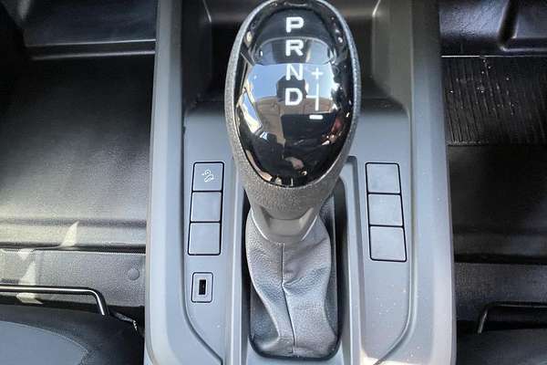 2025 Isuzu D-MAX SX High Ride Rear Wheel Drive