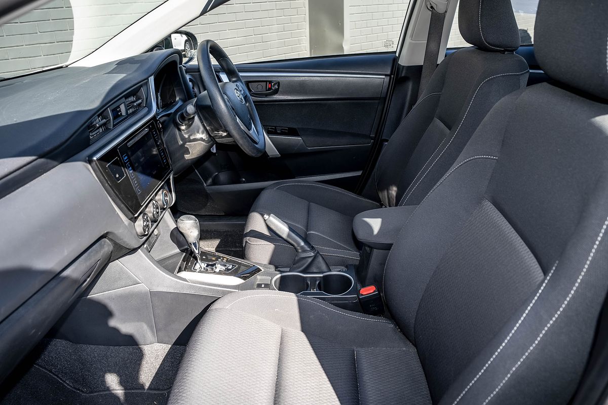2017 Toyota Corolla Ascent ZRE172R
