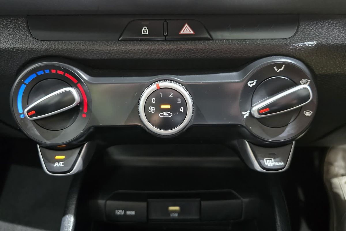 2022 Kia Stonic S YB
