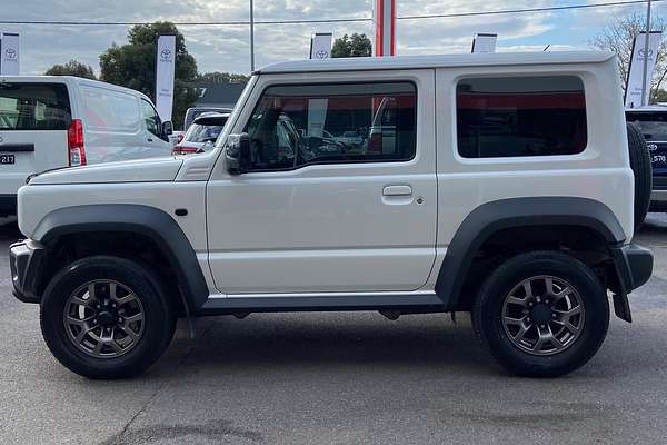 2022 Suzuki Jimny GLX GJ