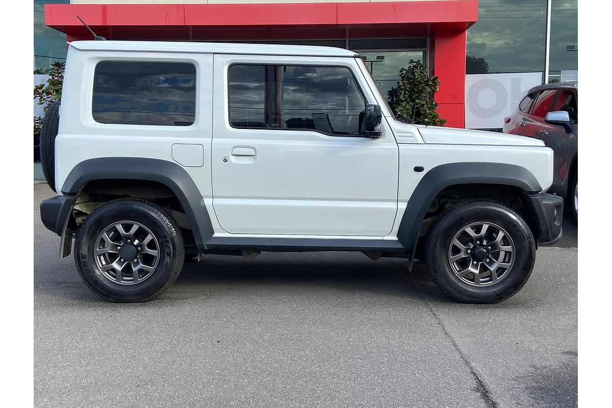 2022 Suzuki Jimny GLX GJ