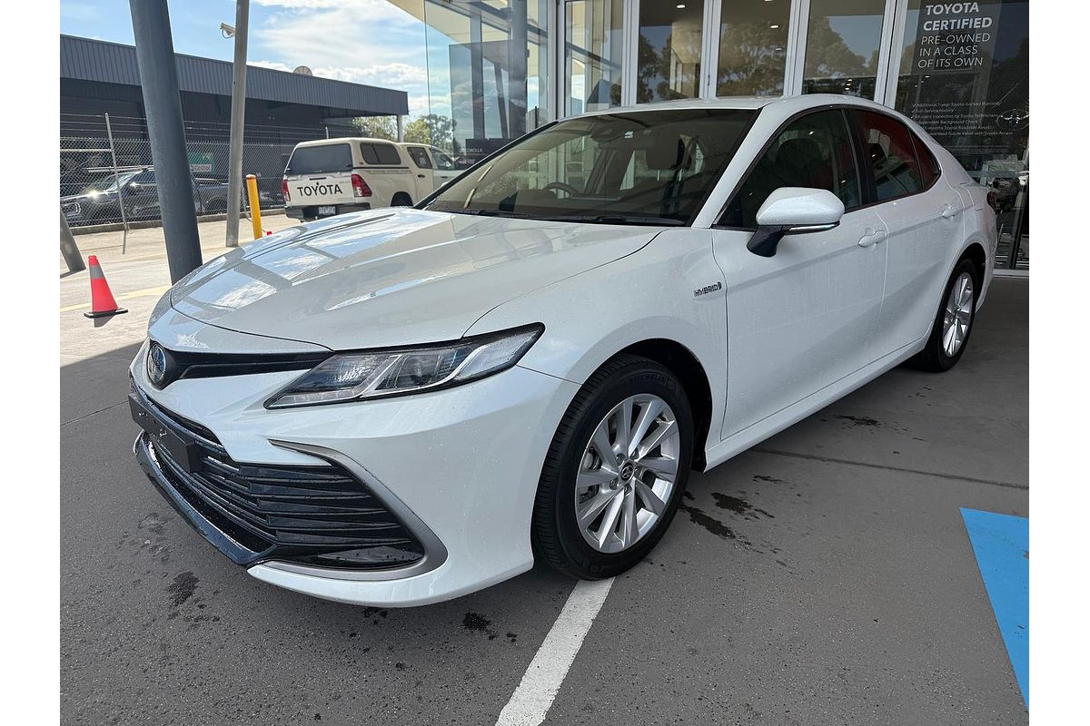2024 Toyota Camry Ascent AXVH70R