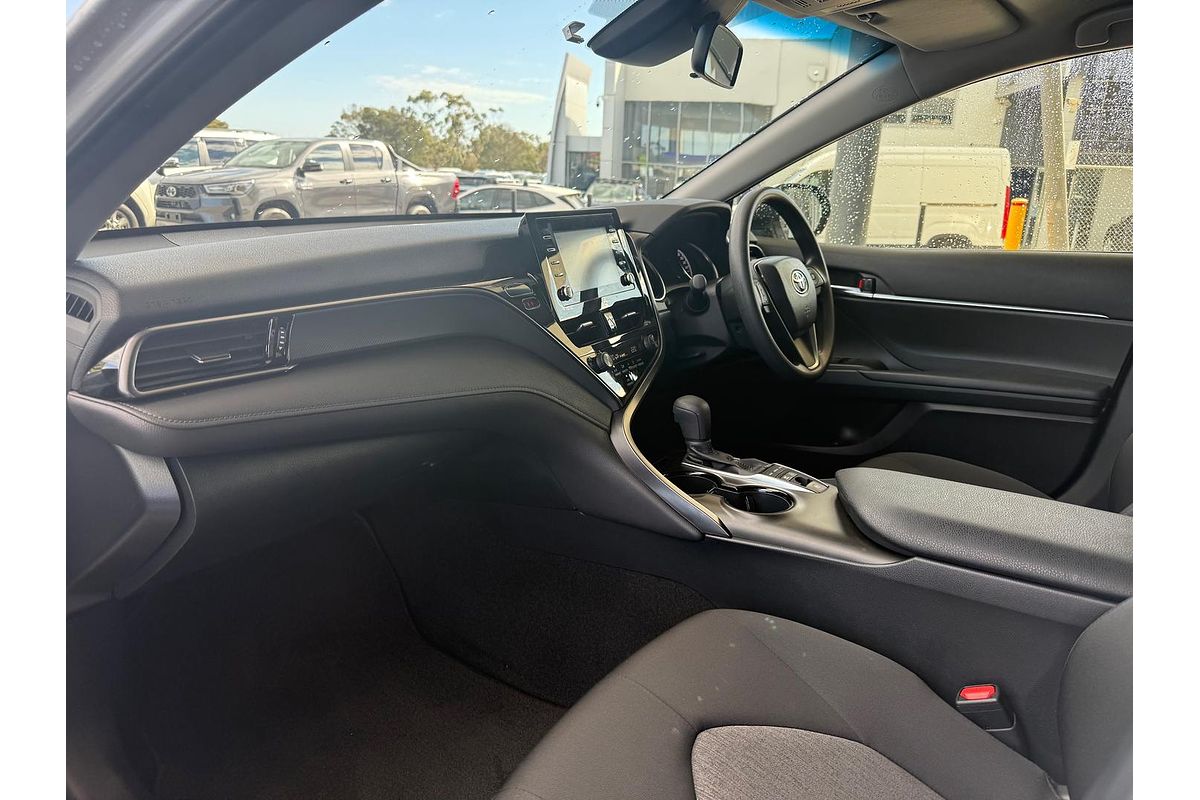 2024 Toyota Camry Ascent AXVH70R