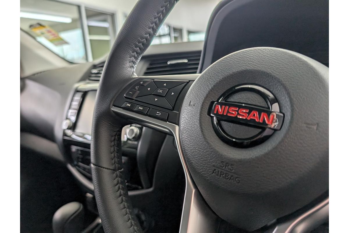 2025 Nissan Navara PRO-4X D23 4X4