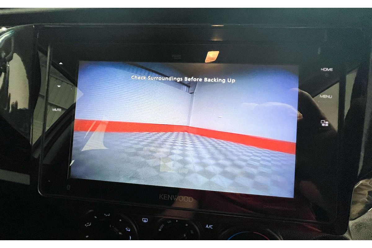 2015 Toyota Hilux SR GUN126R 4X4