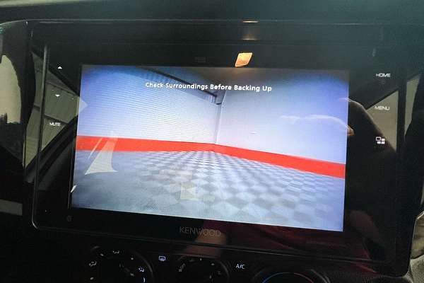 2015 Toyota Hilux SR GUN126R 4X4