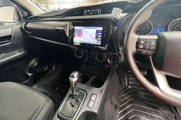 2015 Toyota Hilux SR GUN126R 4X4