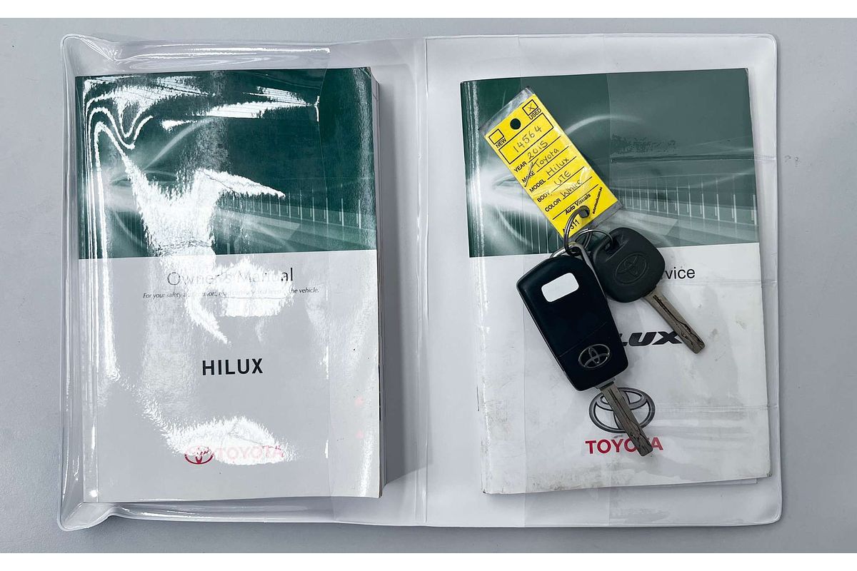 2015 Toyota Hilux SR GUN126R 4X4