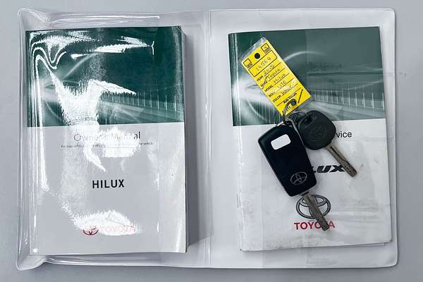 2015 Toyota Hilux SR GUN126R 4X4