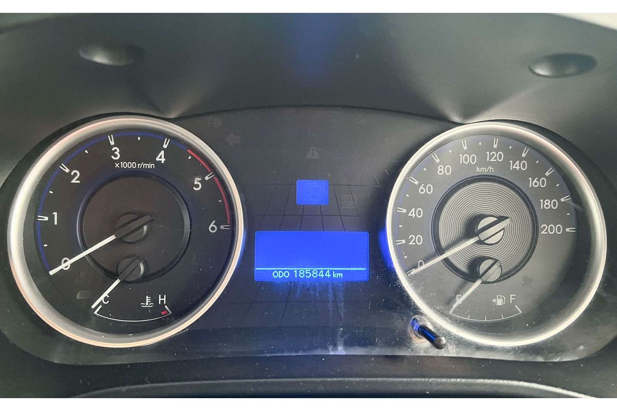 2015 Toyota Hilux SR GUN126R 4X4