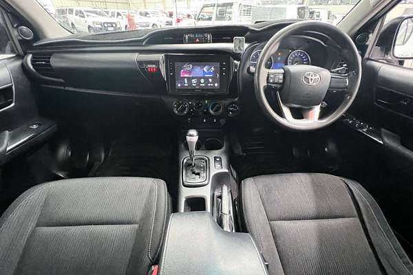 2015 Toyota Hilux SR GUN126R 4X4
