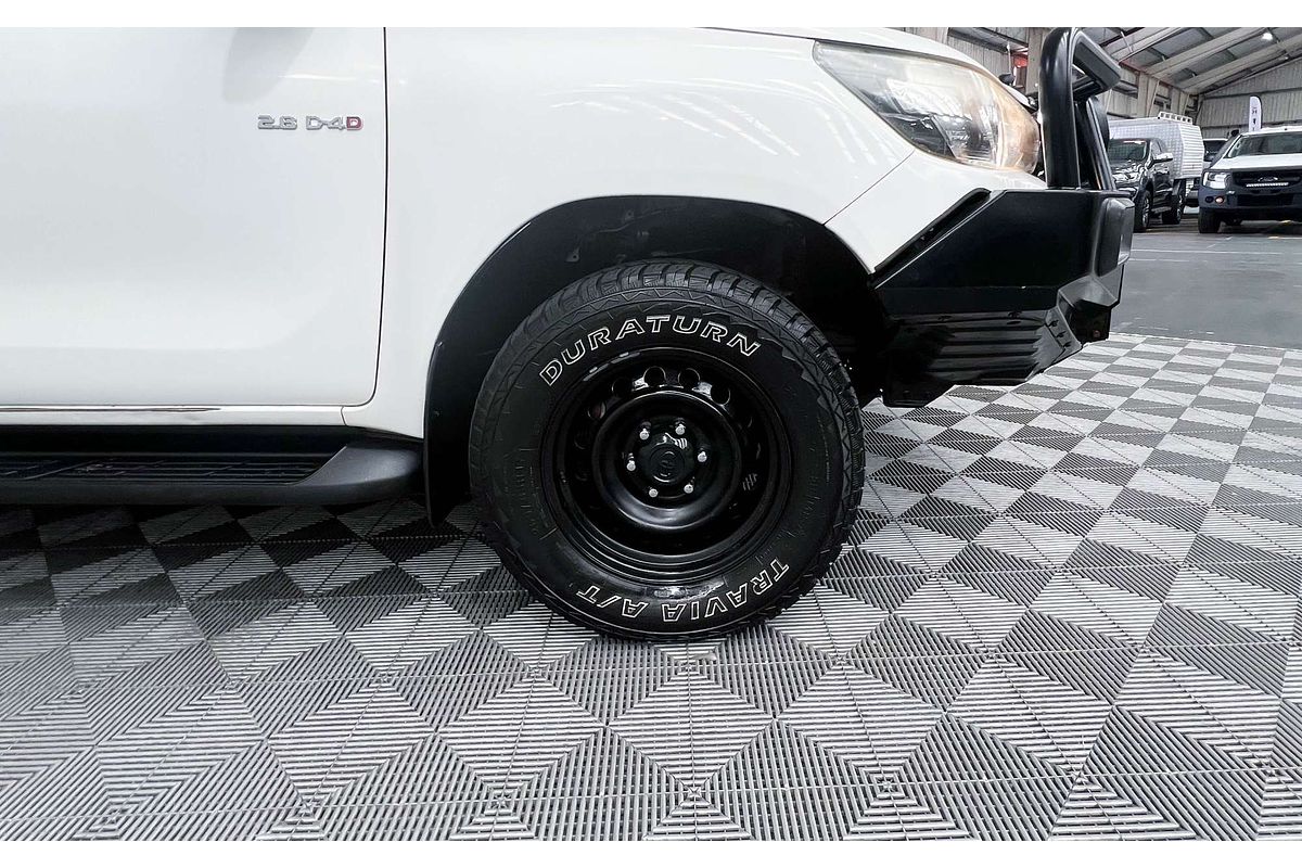 2015 Toyota Hilux SR GUN126R 4X4